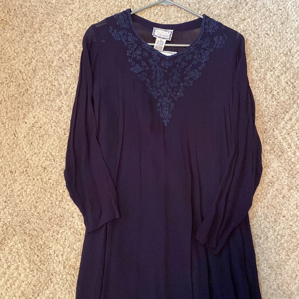 April Connell Maxi Dress - Picture 11 of 14